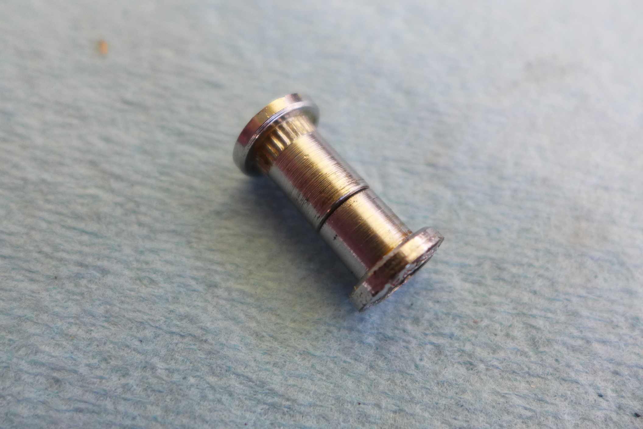 seatpost binder bolt