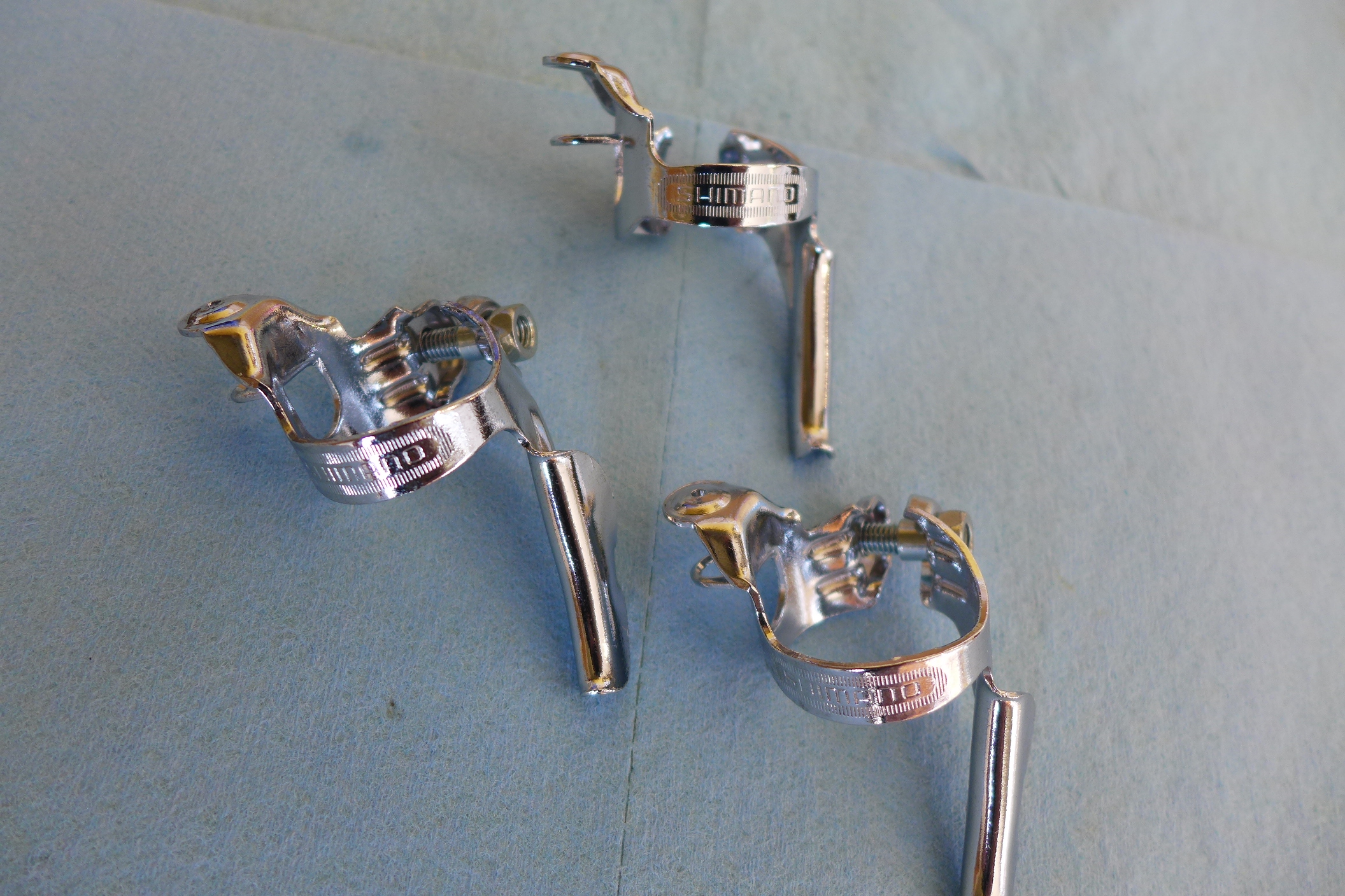 rear derailleur cable guide